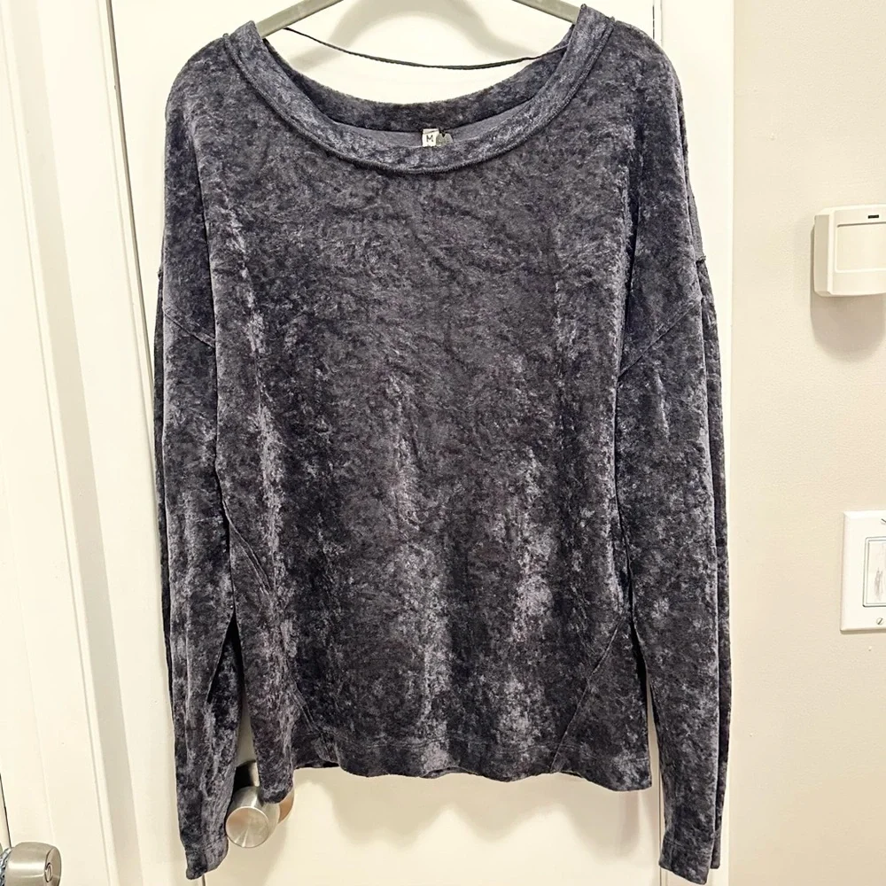 Free People We The Free Milan Crushed Velvet Shirt Top M Charcoal Gray Blue
